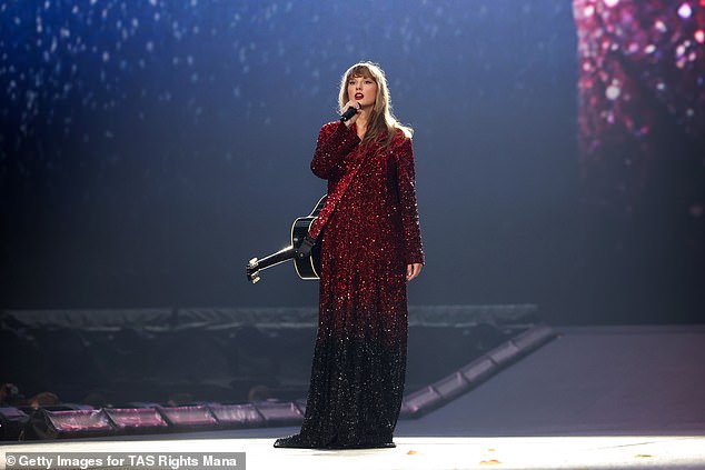 She performed Mary's Song for the first time in 16 years. The pop star had not performed the song live since 2008, when she performed it at McKenzie Arena in Chattanooga, Tennessee