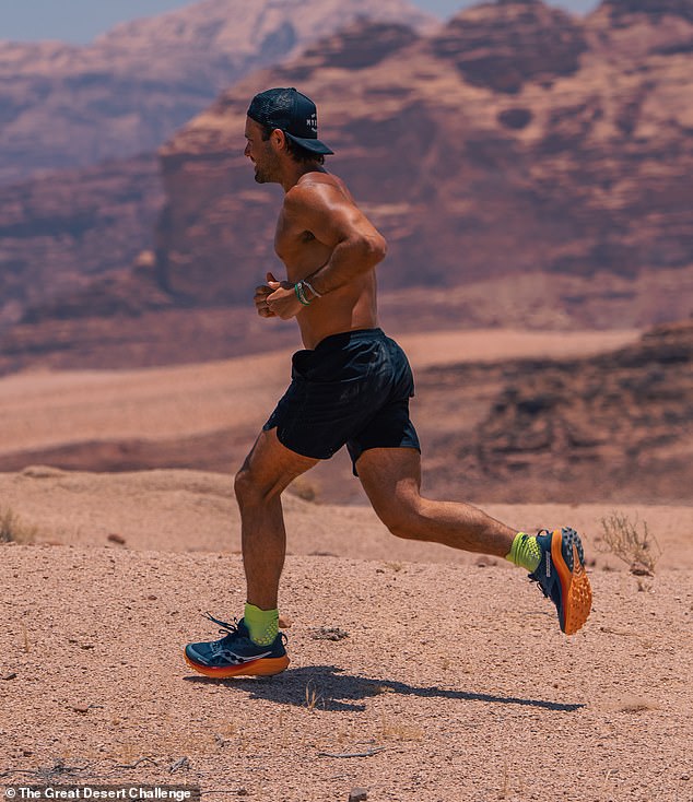 Spencer will be running in high temperatures, sometimes even exceeding 40 degrees, and the trek is akin to running the entire length of the UK, but through the desert.