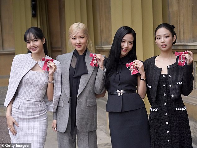 Blackpink pictured in London in November ¿ L-R: Lisa, Rose, Jisoo and Jennie