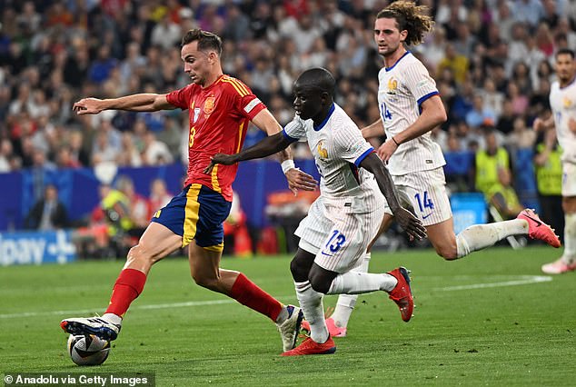 One of his midfielders, N'Golo Kante, also struggled before being substituted after 62 minutes