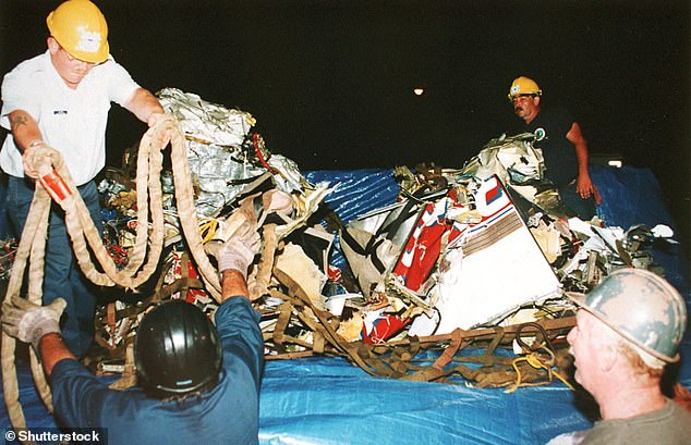 Wreckage of JFK Jr.'s plane being lifted from the water