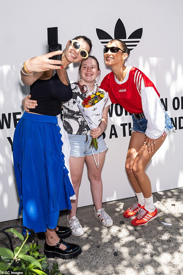 And the brunette beauty was later seen on a step-and-repeat carpet where she met fans and also shook hands with vendors. The event was called We Gave The World An Original