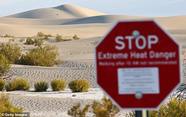 Despite the warnings, tourists still come to experience the scorching temperatures