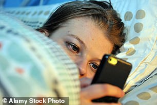 Texting in bed isn't a good idea, experts say (stock)