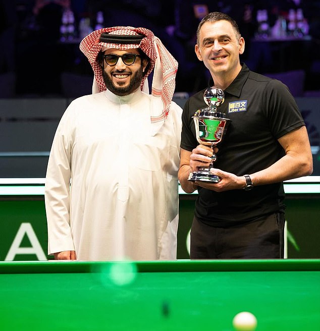 After watching snooker in Saudi Arabia, Aspinall is adamant that darts should not go there