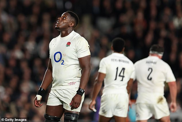 Maro Itoje was awarded two penalties in the first half and another two in the final quarter