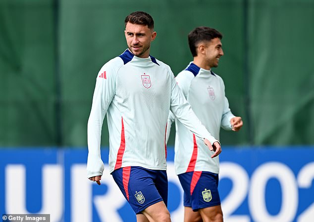 Players like Aymeric Laporte pose a huge threat in set-piece situations, which England must watch out for