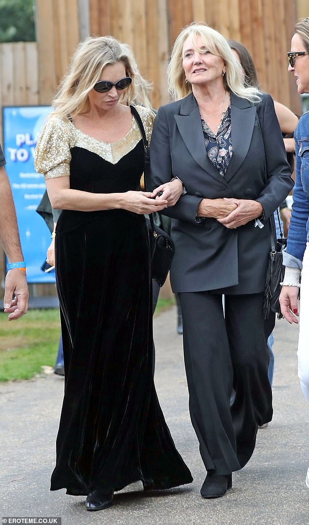 She and Linda arrived in style at the event in Hyde Park