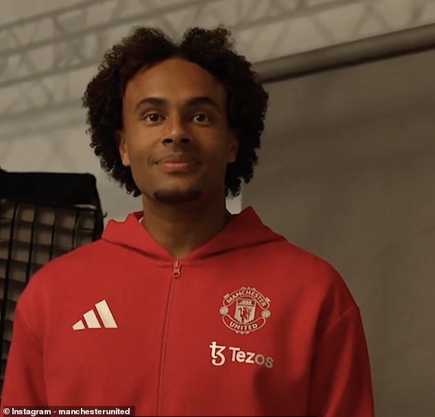 After his transfer was completed, Zirkzee appeared in a video for United's social media channels