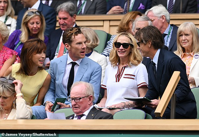 They were in a relationship with actor Benedict Cumberbatch and his wife Sophie Hunter