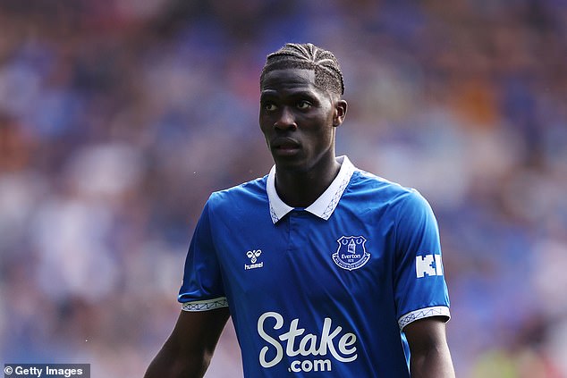 Aston Villa are set to sign Everton midfielder Amadou Onana for around £50m