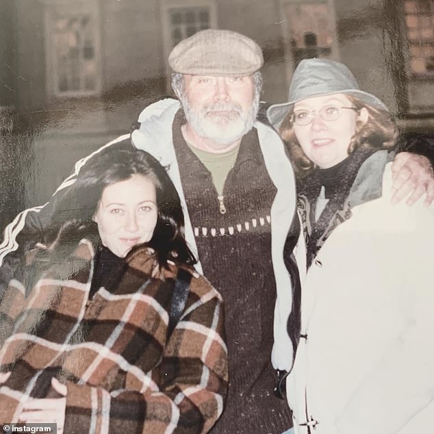 Shannen was born on April 12, 1971 in Memphis, Tennessee, the daughter of Rosa and John Thomas Doherty Jr., who died in 2010 at age 66; Pictured with her parents