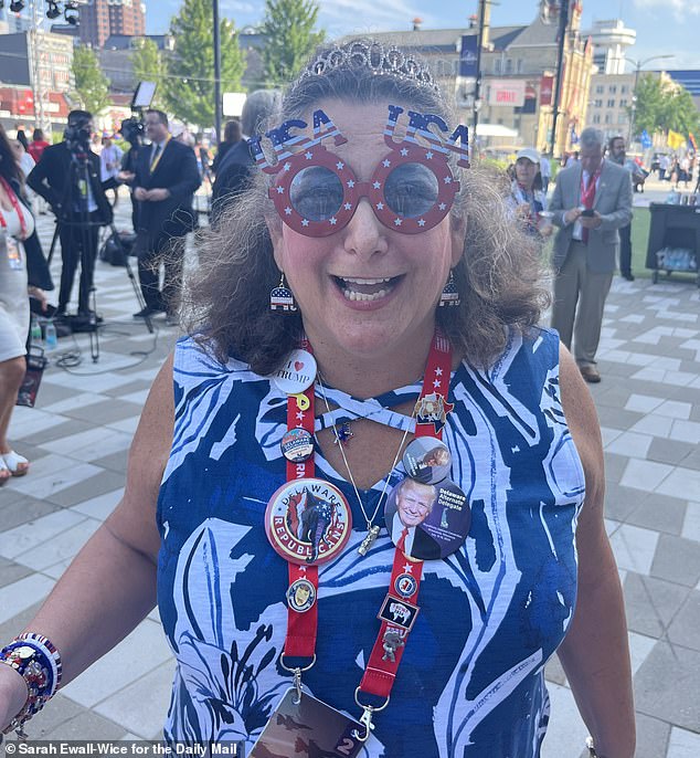 Alison Iavarone from Rehoboth Beach, DE celebrated her 60th birthday at the convention