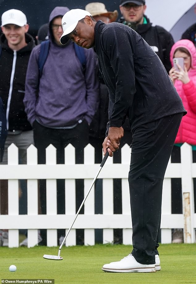 Good friend Tiger Woods spoke encouraging words to McIlroy after his US Open defeat