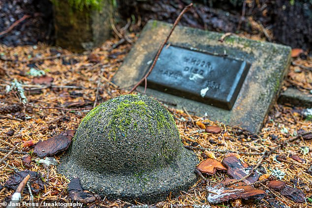 There are also several graves of soldiers from the First World War who returned to Anyox after their military service to 'live their lives' and work there.