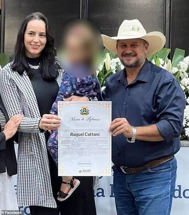 Raquel Cattani with her daughter and father, Mato Grosso Congressman Gilberto Cattani