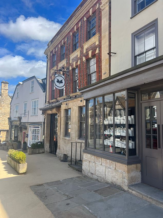 Bull in Burford was founded by Matthew Freud and even has a poker table donated by Luther actor Idris Elba