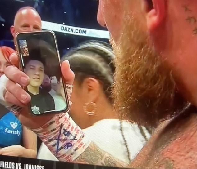 The 27-year-old was spotted on FaceTime with Alex Pereira after challenging him following his win