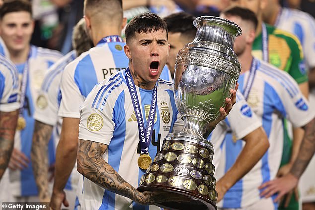 Fernandez was presented to the River Plate crowd before the match in honour of Argentina's recent Copa America success