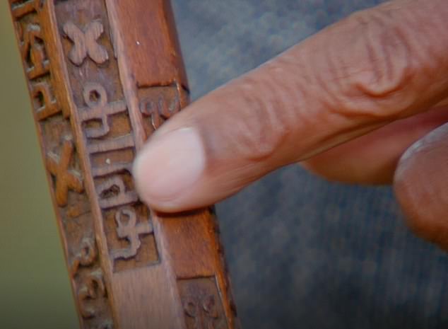 Expert appraiser Ronnie Archer-Morgan was puzzled when he saw the intricately carved wooden stick that the guest declared had belonged to his mother