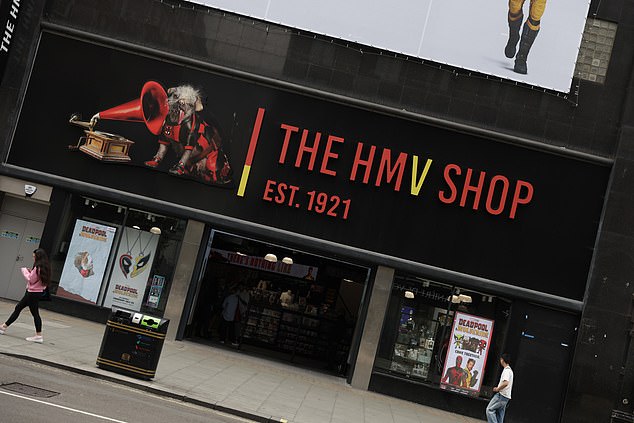 In honour of Peggy, HMV on Oxford Street even replaced the logo with the dog and the gramophone with a logo with the dog on it.