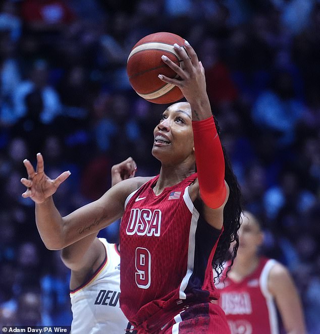 A'ja Wilson scored 19 points on 7 of 13 shooting and added a team-high 14 rebounds