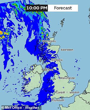 Scotland and much of northern England will experience rain tonight, making viewing the footage difficult.