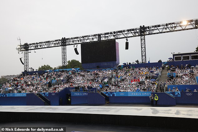 A screen on the Trocadero breaks due to heavy rainfall