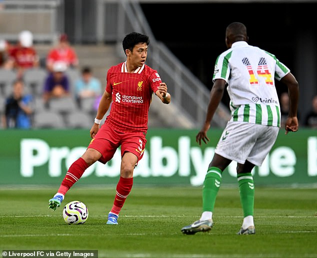 Wataru Endo struggled in midfield, highlighting the need for Liverpool to sign a number 6