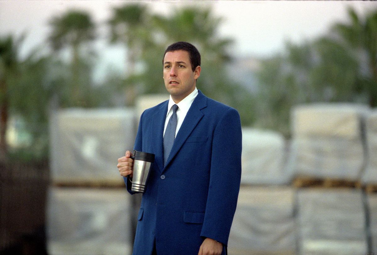 Adam Sandler in a blue suit in Punch-Drunk l=Love