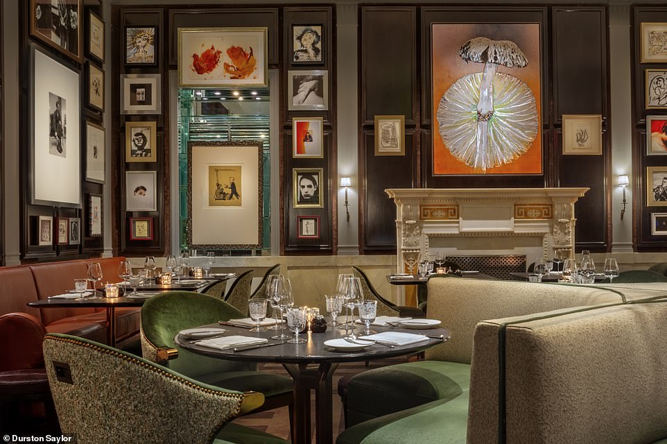 Dowling's at The Carlyle - 'the glamorous, art-decorated main restaurant' where 'guests receive Rolls-Royce service'