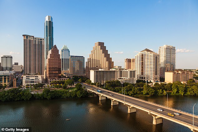 Coming in second place for graduate career opportunities is Austin, Texas. Compared to other major cities, the capital of Texas has a relatively low cost of living.