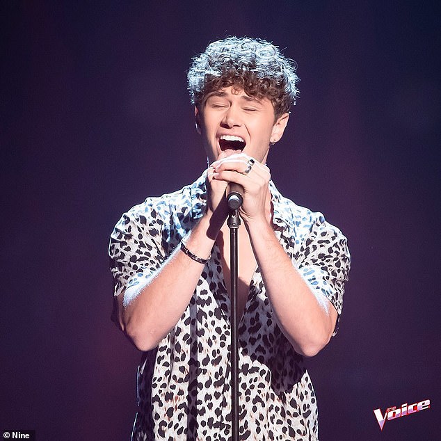 Evans began his show business career by singing songs on season nine of The Voice Australia in 2020