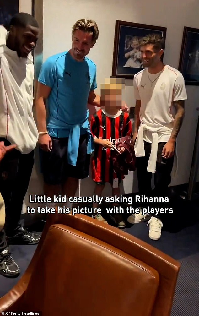 The 36-year-old billionaire singer was in the Big Apple to watch Man City's pre-season defeat to AC Milan and posed with Jack and AC Milan's Christian Pulisic and Yunus Musah