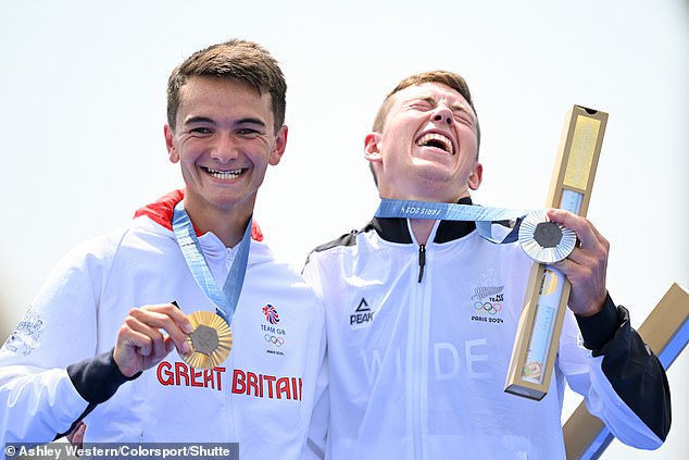 Team GB's Adam Yee beat Wilde to win gold in the final 200m of the triathlon