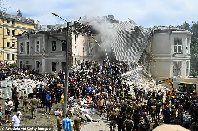 Destruction from yesterday's Russian missile attack on the Okhmatdyt Children's Hospital in Kiev, which specializes in treating victims of childhood cancer