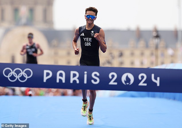 Alex Yee secures superb triathlon gold for Team GB as