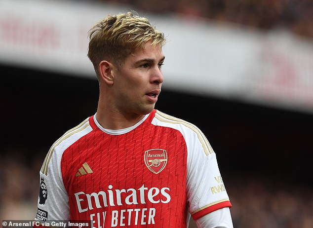 Arsenal have rejected an offer from Fulham for attacking midfielder Emile Smith Rowe, 23