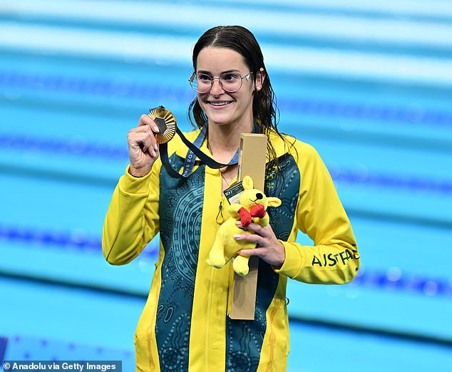 Despite missing out on the Games herself, Seebohm showed her support for Kaylee McKeown and raved about her incredible victory by taking home gold in the women's 100m backstroke