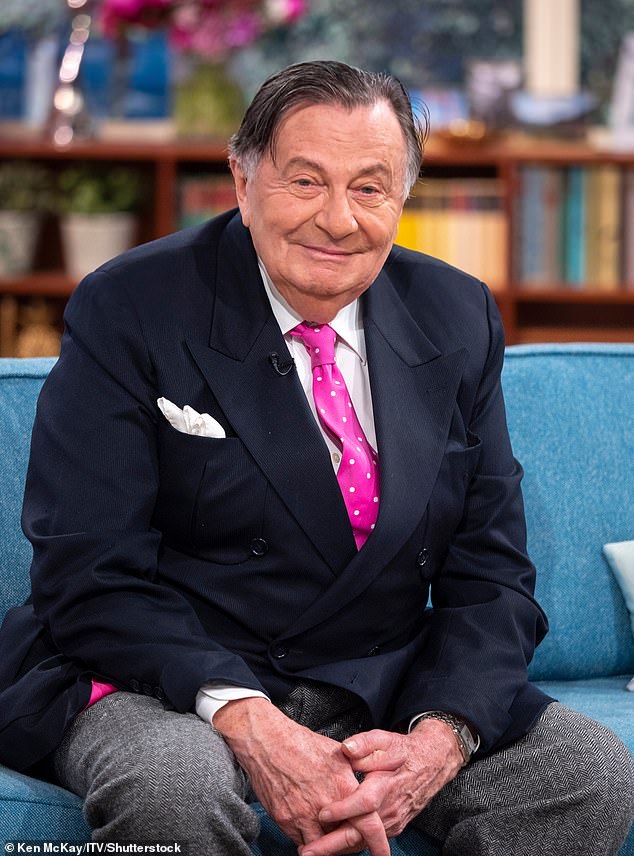 Barry Humphries' three-bedroom Sydney apartment has been sold, a year after the comedian's death