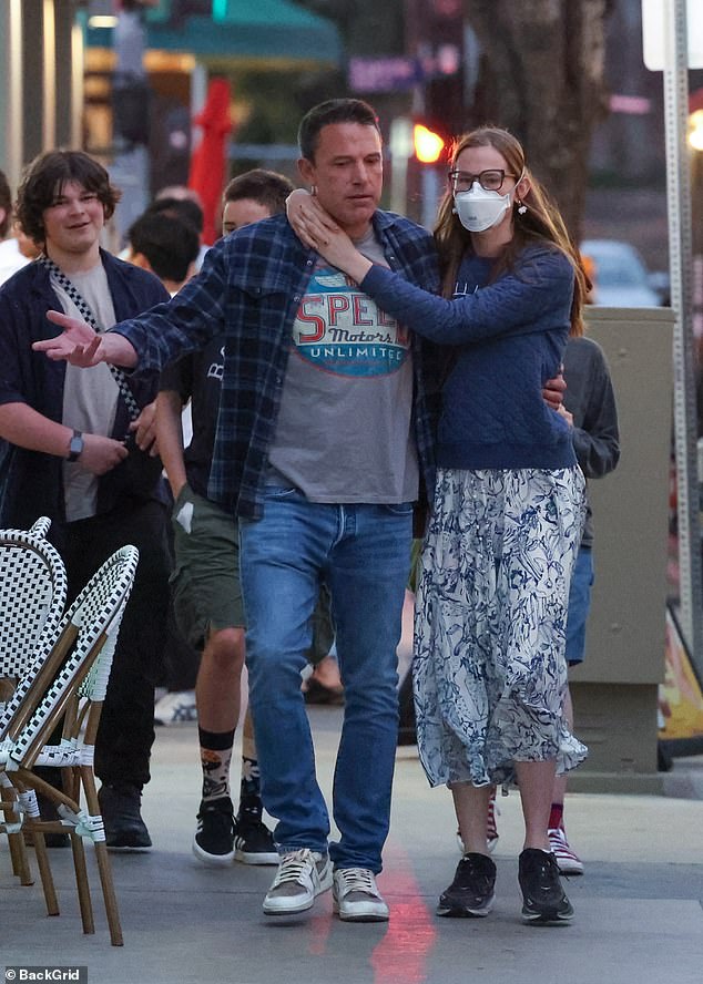 Ben Affleck took his kids out to dinner in Los Angeles on Wednesday