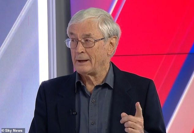 Dick Smith said the Australian government science agency CSIRO lied to the Albanian government that renewable electricity was the cheapest option