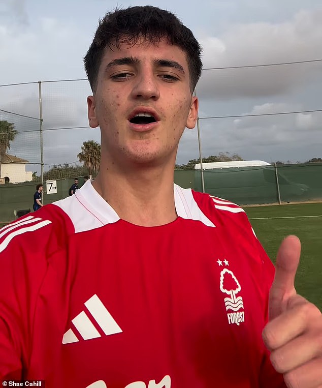 Shae Cahill has been unveiled as Nottingham Forest's new signing