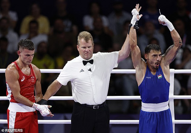 Australian gold medal contender Harry Garside (left) has been eliminated from the Olympic Games after losing in the round of 16 to Hungary's Richard Kovacs.