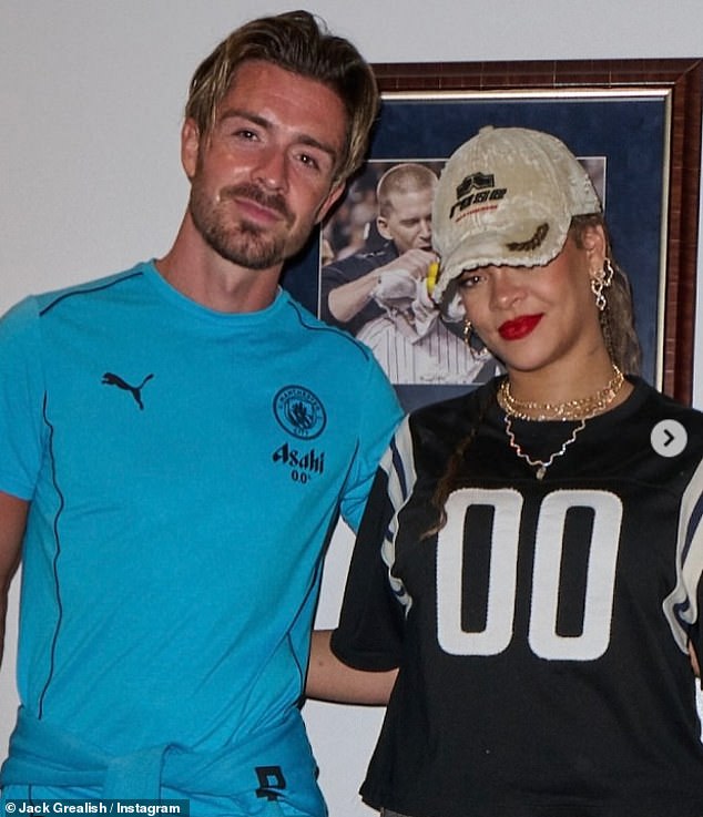 It seems even Rihanna's fame has its limits, as a young boy didn't recognize her when she met Man City star Jack Grealish in New York on Tuesday