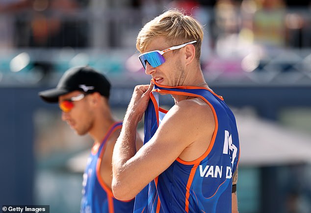 Dutch volleyball player Steven van de Velde, a convicted child rapist, was greeted with boos