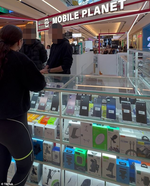 In a TikTok video posted by Krisy Erin, a woman is seen confronting the manager and the accused employee over the alleged violation at the New Zealand shopping mall