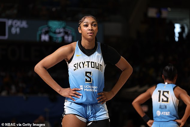 Angel Reese struggled on the floor as the Chicago Sky lost 81-67 to the New York Liberty