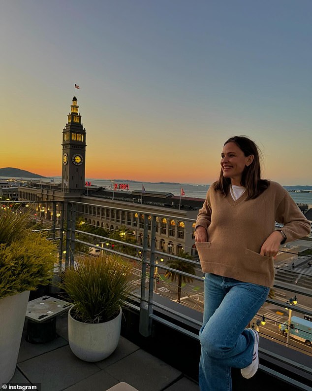 Jennifer Garner shared a few snaps from her past few days in San Francisco with her 16.3 million Instagram followers