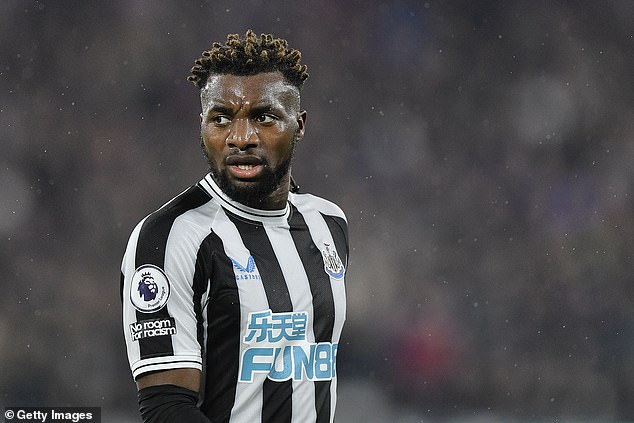 Fenerbahce are 'very close' to signing former Newcastle star Allan Saint-Maximin